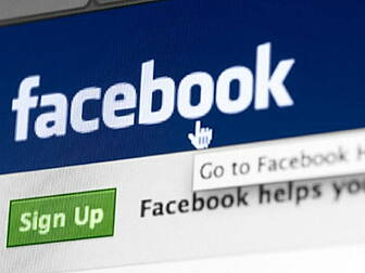 Teen posed as younger girl on...
